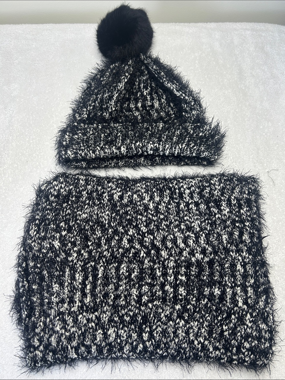 Isaac Mizrahi Live! Scarf & Hat